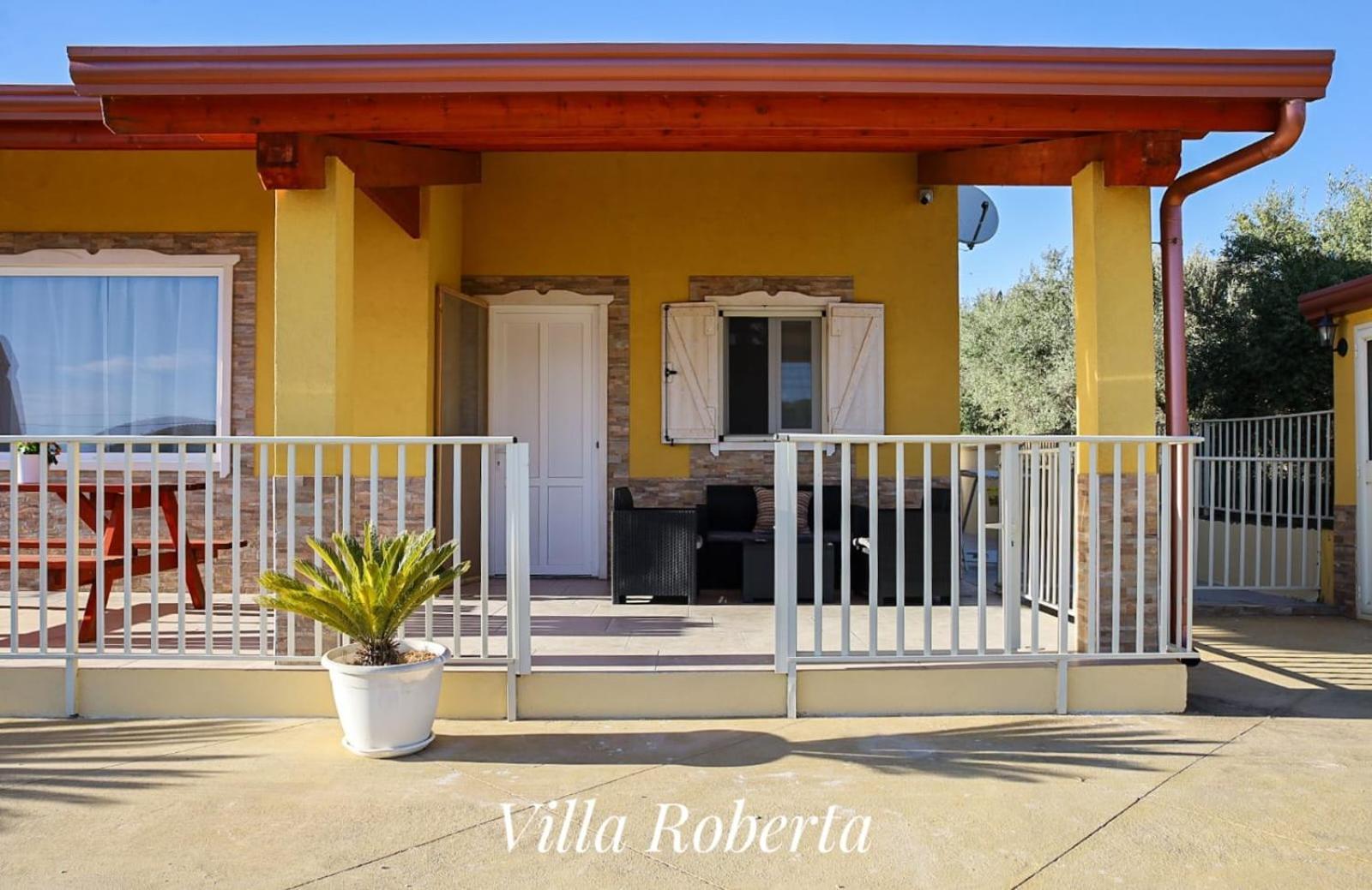 Roberta Holidays Villa